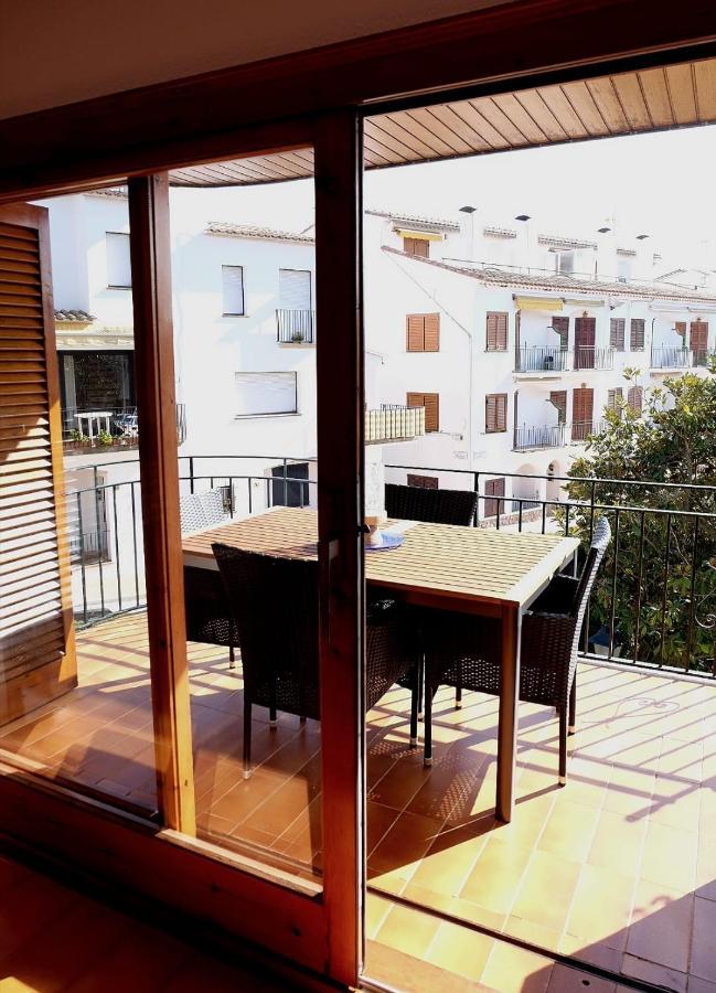 Apartamento Con Piscina L' Ancora Calella De Palafrugell Luaran gambar