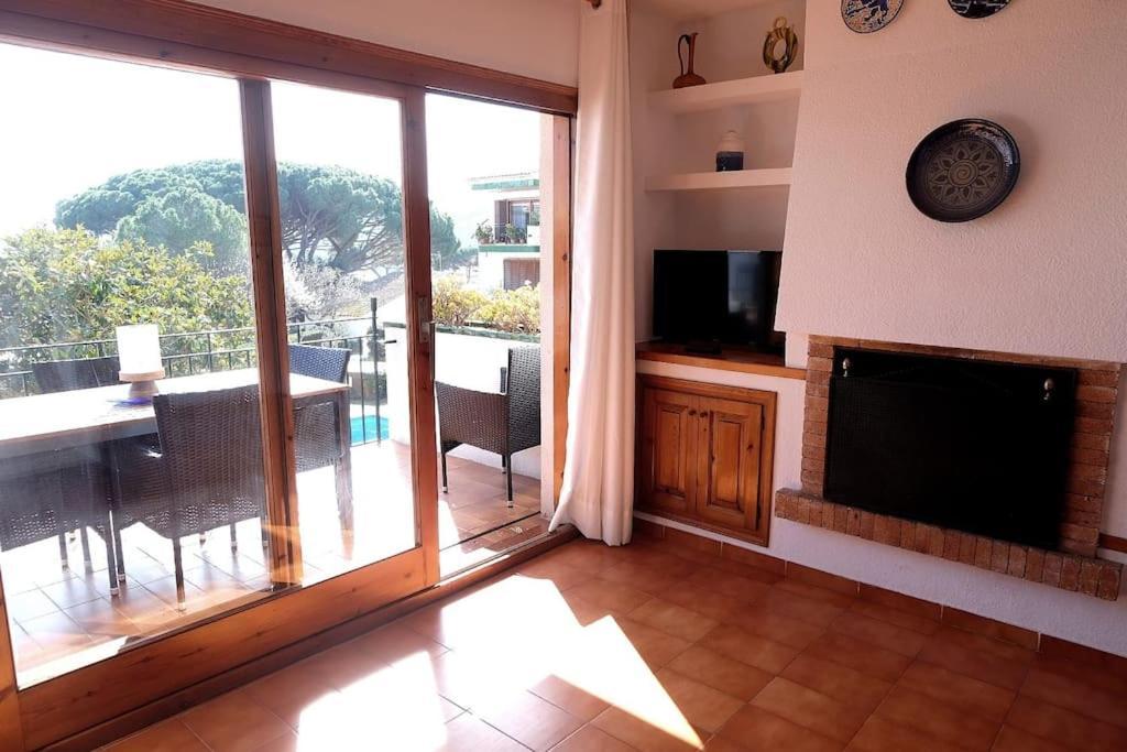 Apartamento Con Piscina L' Ancora Calella De Palafrugell Luaran gambar