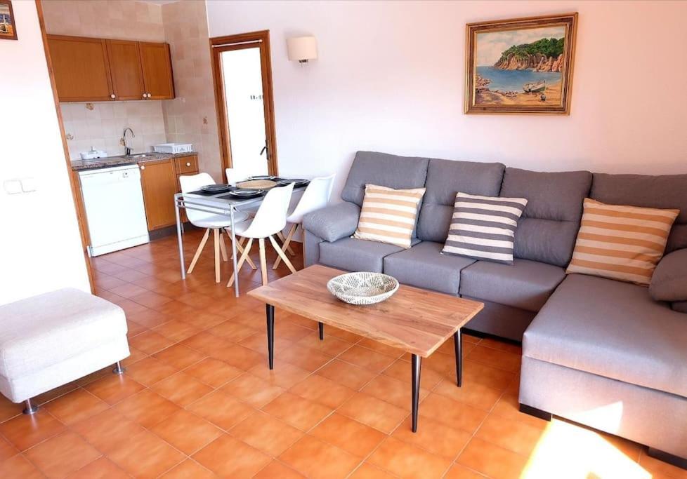 Apartamento Con Piscina L' Ancora Calella De Palafrugell Luaran gambar